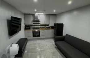 Apartment-Sleeps3-Parking-Internet